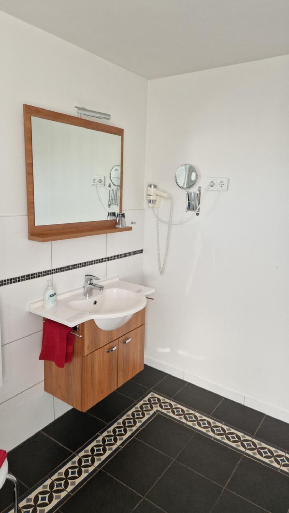 Hotel Garni Demmel & Cie Rohrsheim Ngoại thất bức ảnh