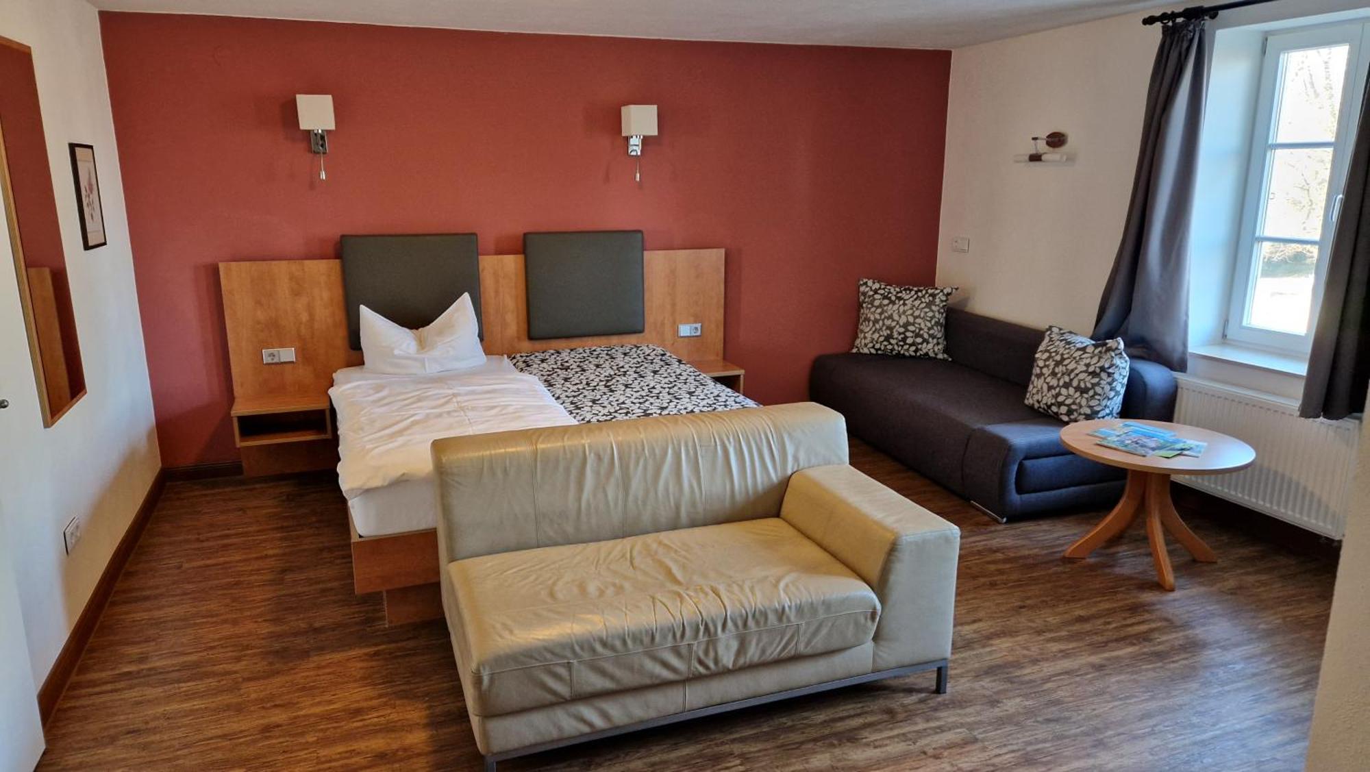 Hotel Garni Demmel & Cie Rohrsheim Ngoại thất bức ảnh