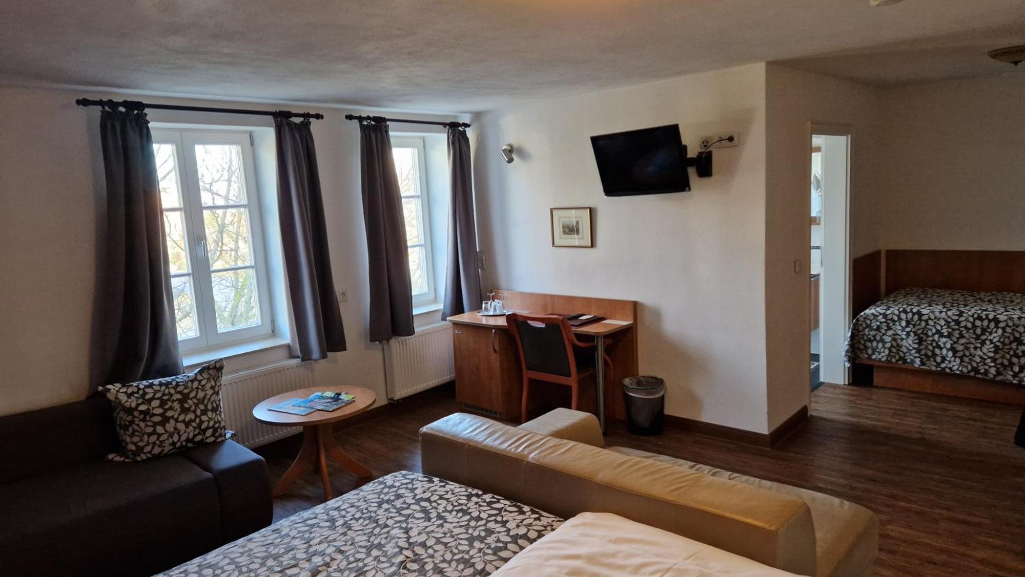 Hotel Garni Demmel & Cie Rohrsheim Ngoại thất bức ảnh