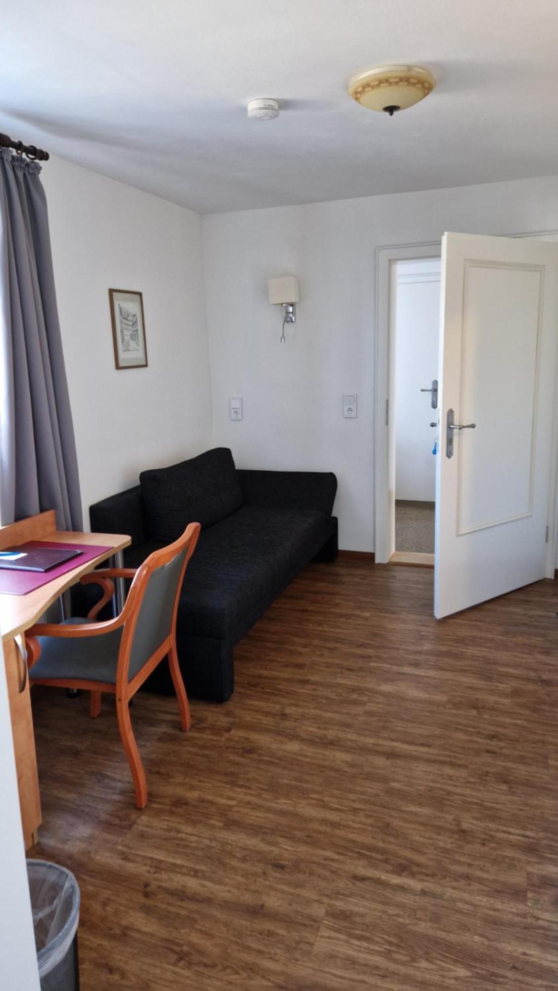 Hotel Garni Demmel & Cie Rohrsheim Ngoại thất bức ảnh