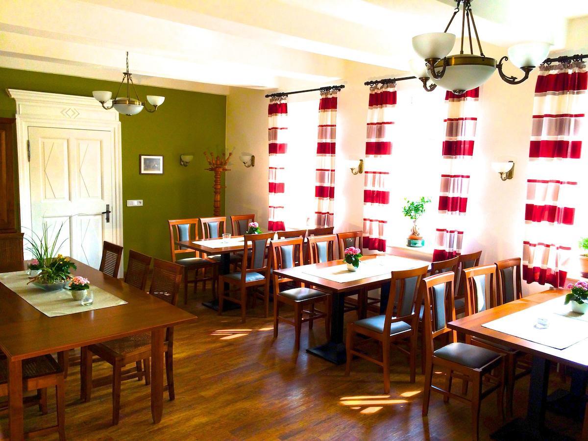 Hotel Garni Demmel & Cie Rohrsheim Ngoại thất bức ảnh